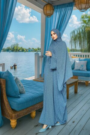 Alternative view of Una Barcha