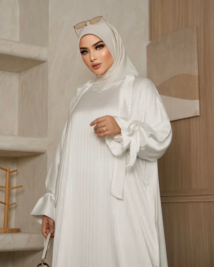 Zahifa White - Image 2
