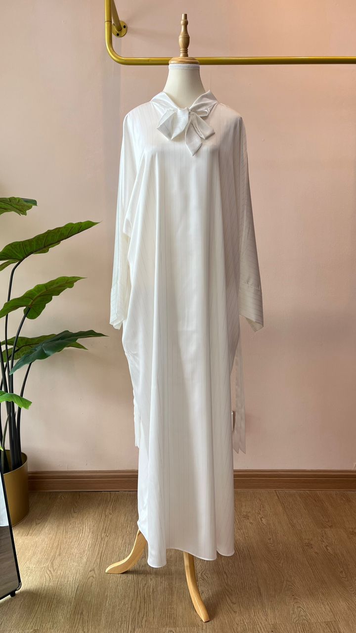 Zahifa White - Image 4