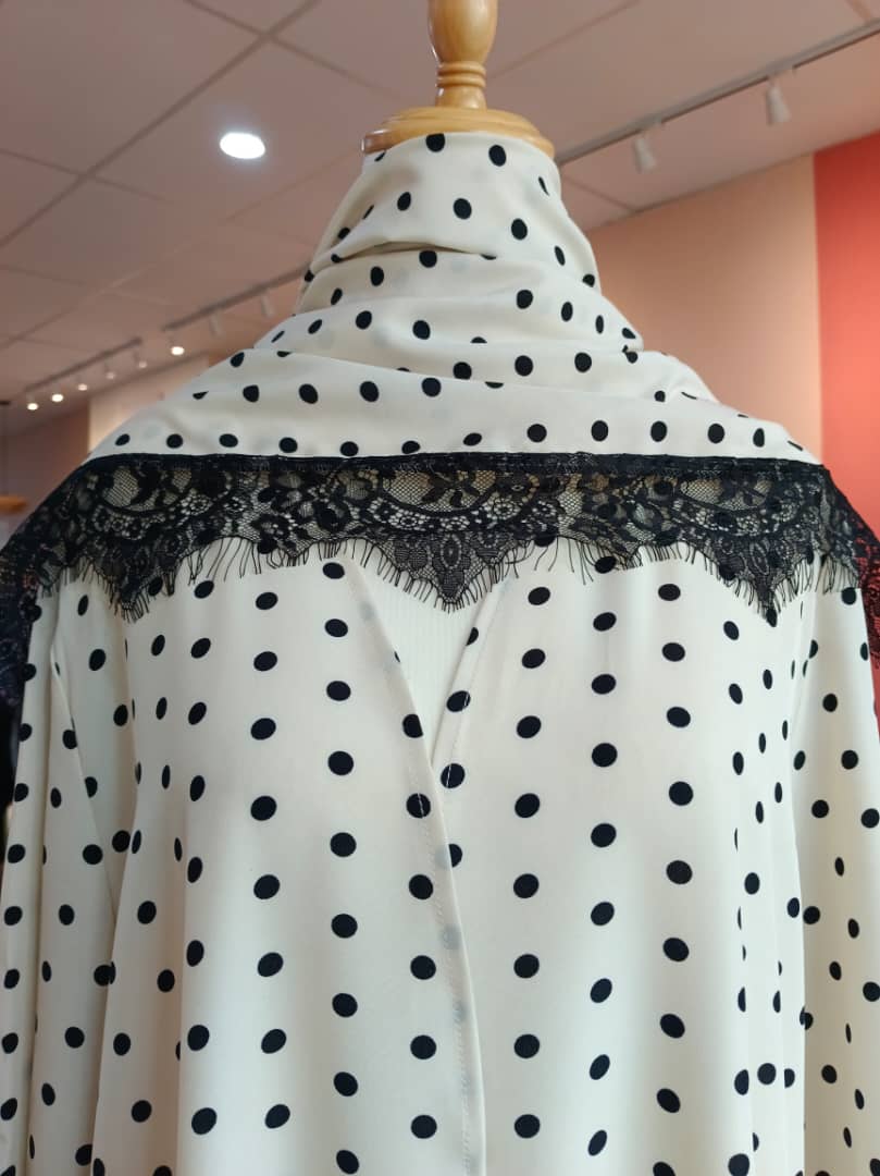 Ellia White Outer Abaya & Shawl - Image 4